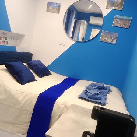 Pokoj Dla 2 Z Prywatnym Balkonem, Lazienka I Wejsciem Bari Esterno foto